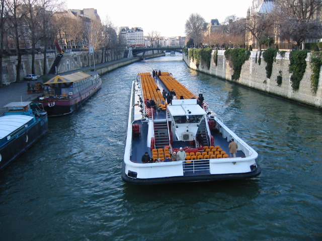 Bateaux Mouches