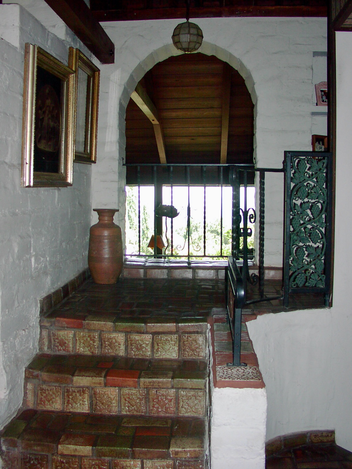 14. Arch and stairs (1)