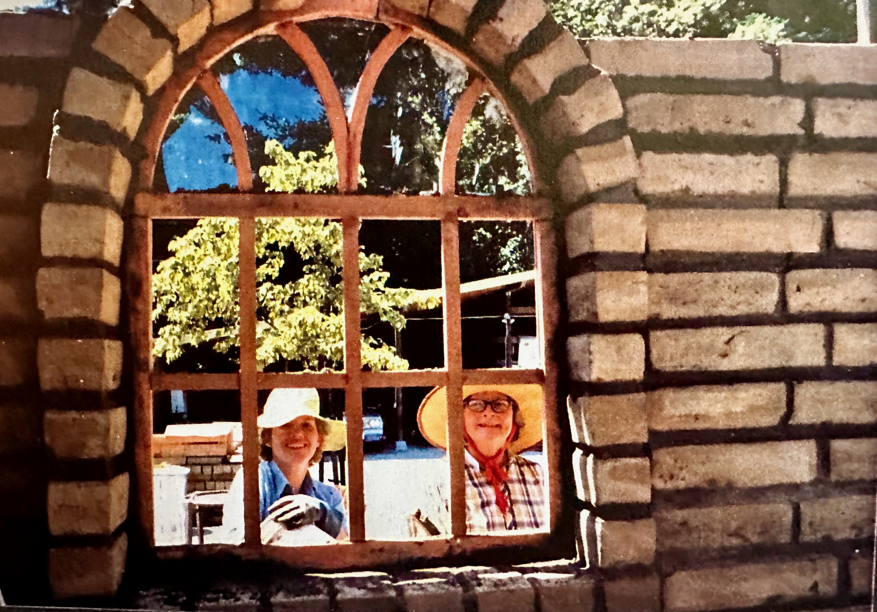 17. Helen and Rhoda admiring Bernie&#39;s hand-made window and arch (1)